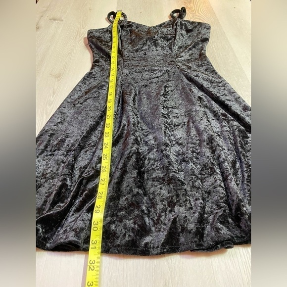Vintage Crushed Velvet Black Mini Dress with Double Straps, Size M (fits like S) - Picture 8 of 11